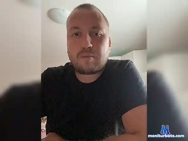 Yongboy21 bongacams performer male