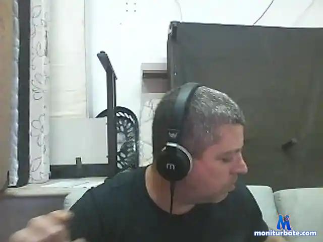 cassiano1 bongacams performer male