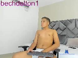 RobechDelton42 bongacams live cam performer profile