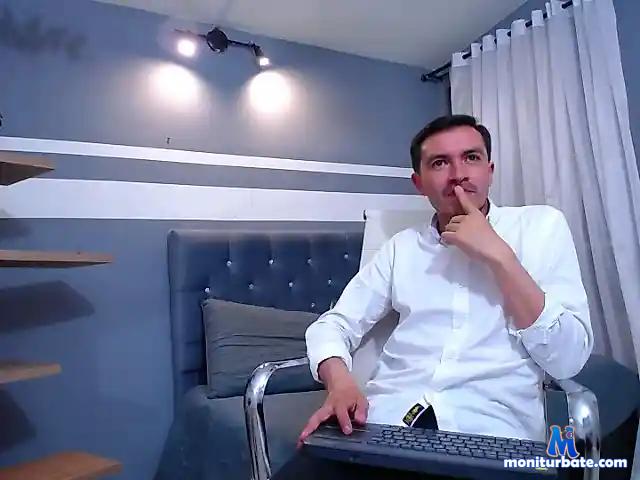 Andres-Diaz- bongacams performer male
