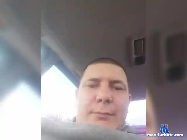 Qwertyuiad09 bongacams performer male
