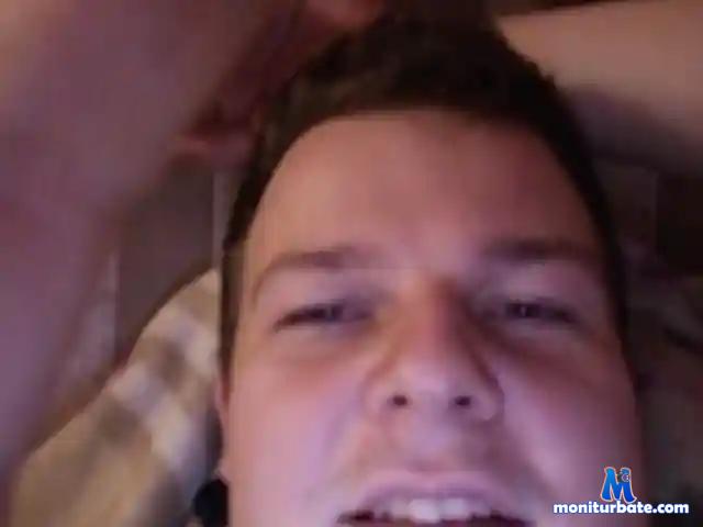 NeonDemon bongacams performer male