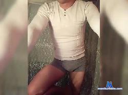 Aynazik bongacams live cam performer profile