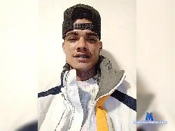 Zacksuzuki7 bongacams live cam performer profile
