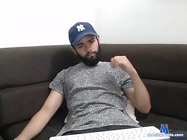 Tarvosgtv bongacams performer male