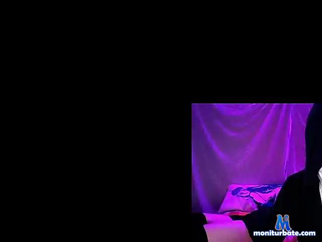 GoldenTooth bongacams performer couple male female