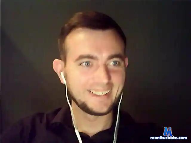 LeoLio bongacams performer male