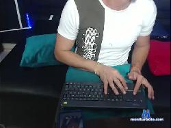 derricknaujss bongacams live cam performer profile