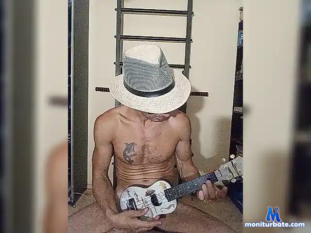 Guy-17-1 bongacams performer male