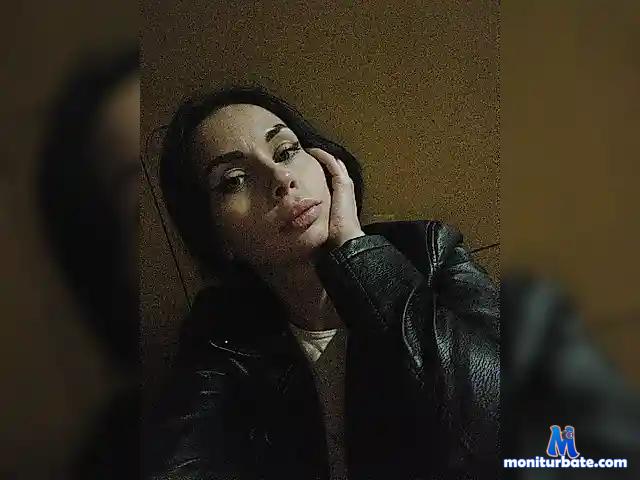 ElisCat bongacams performer female