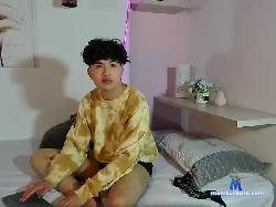 Aaron-vil bongacams live cam performer profile