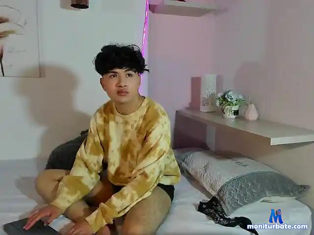 Aaron-vil bongacams performer male