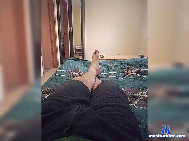VeR-SuS bongacams performer male