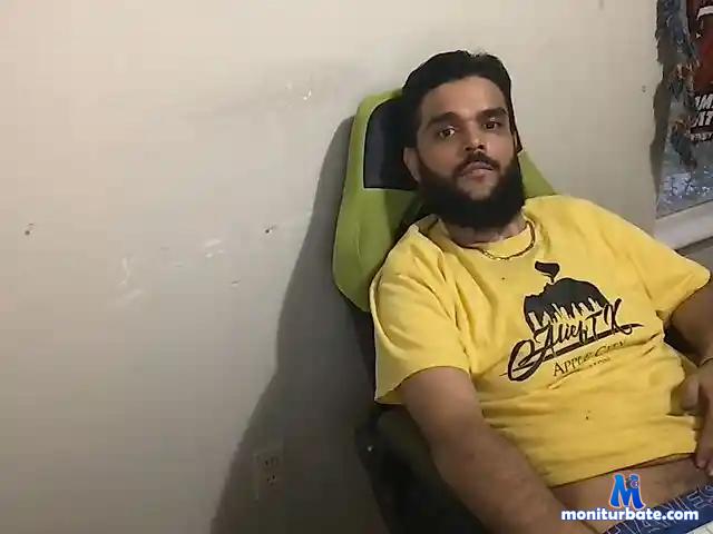 MarinePNPClouds101 bongacams performer male