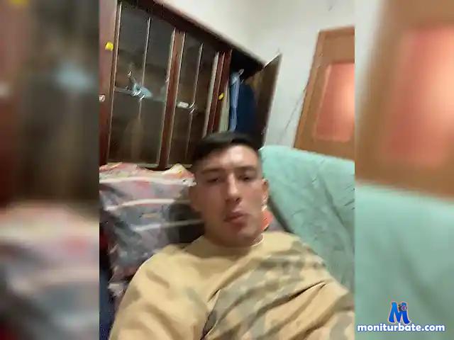BeautyRik bongacams performer male