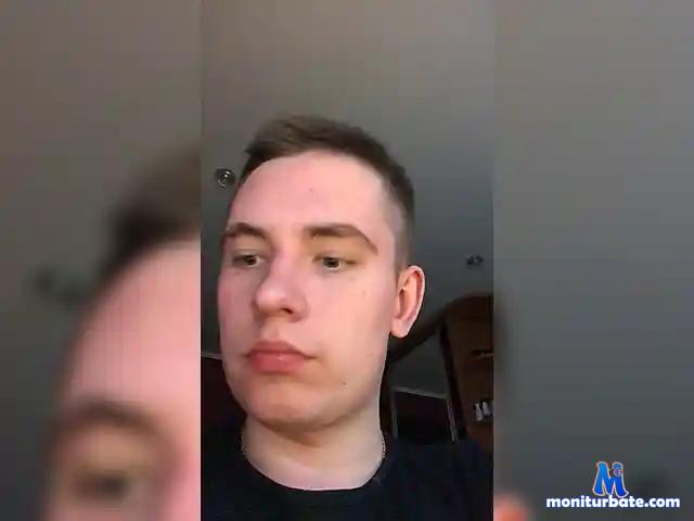 Maksik1701 bongacams performer male
