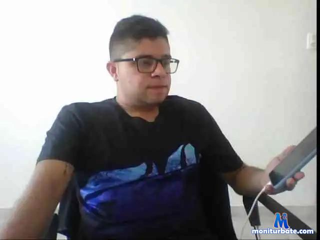 simodi981 bongacams performer couple of 2 males