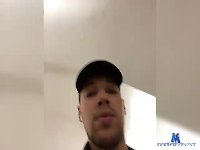 Badboysavage bongacams performer male