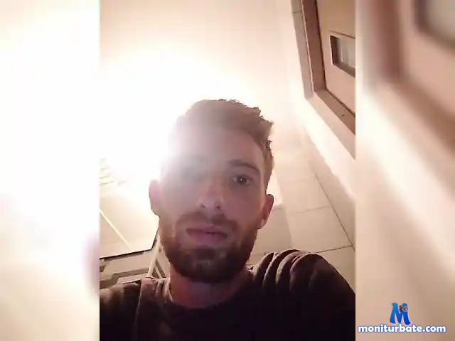 Dangu2 bongacams performer male