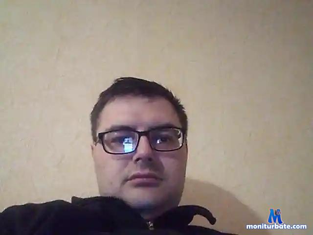 AlfredSilverO bongacams performer male