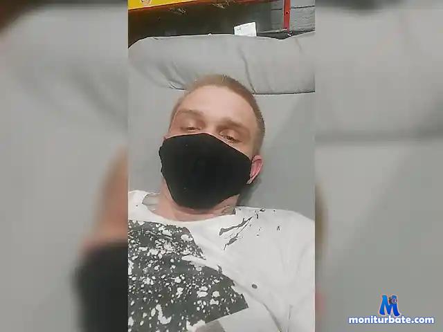 SVR92 bongacams performer male