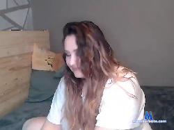 Tan-Peach bongacams live cam performer profile