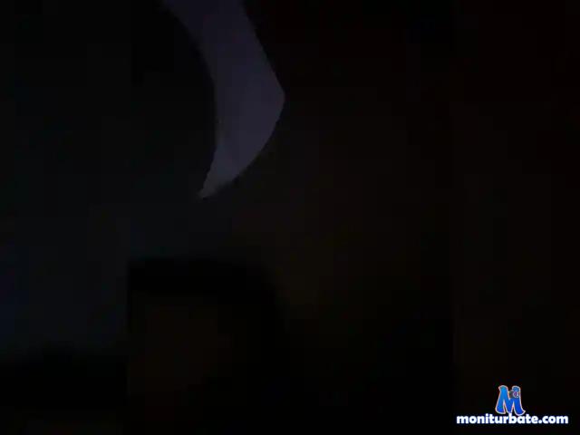 LoveAnett bongacams performer male