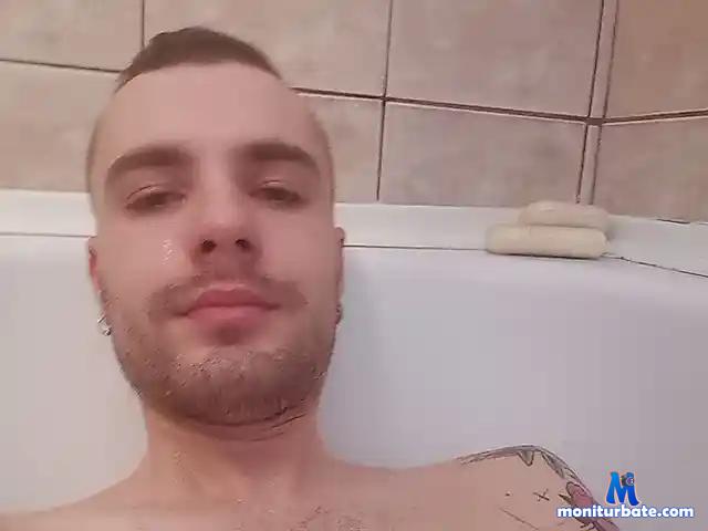 Miles1114 bongacams performer male