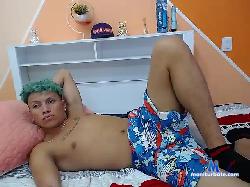 Sebass-twink bongacams live cam performer profile