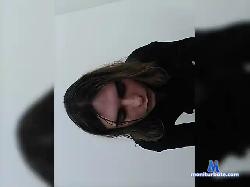 LOUISVLV bongacams live cam performer profile