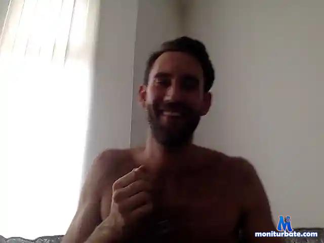 Handsomechap bongacams performer male