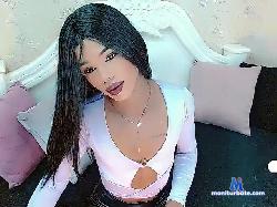 AndreaRaga bongacams live cam performer profile