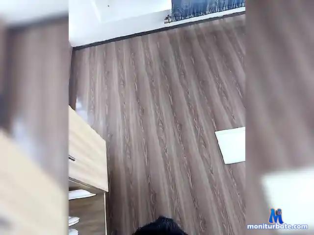 Jonnas-117 bongacams performer male