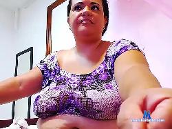 SophieRose bongacams live cam performer profile