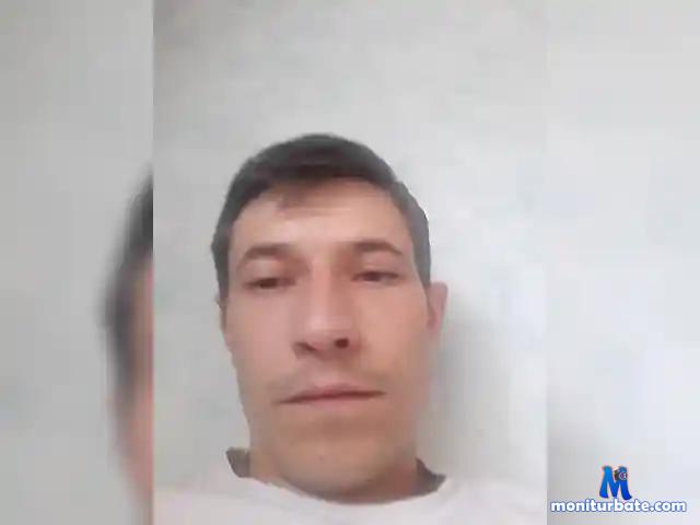 Putaindemierd bongacams performer male
