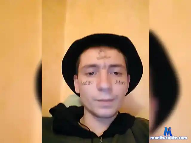 ColenBruno bongacams performer male