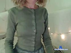 LilliVanilli bongacams live cam performer profile