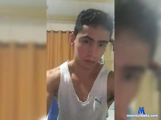 Pauldini99 bongacams performer male