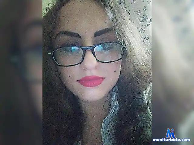 SatinUrban bongacams performer female