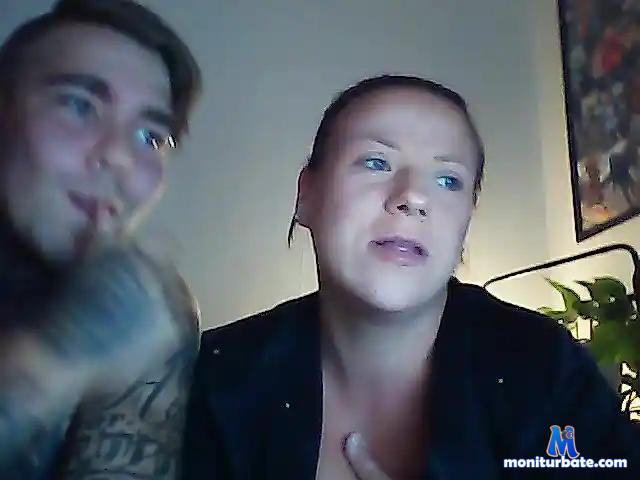 sexycoupleswe bongacams performer couple male female