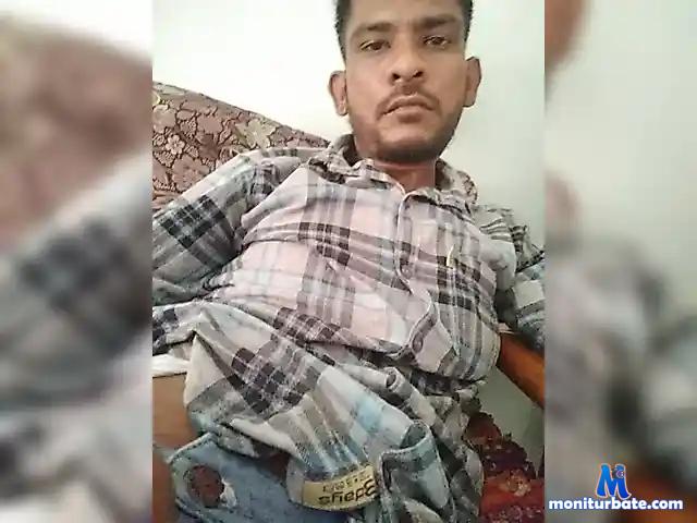 Reddy69 bongacams performer male
