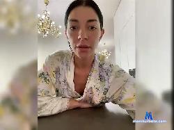 EllisMoor bongacams live cam performer profile