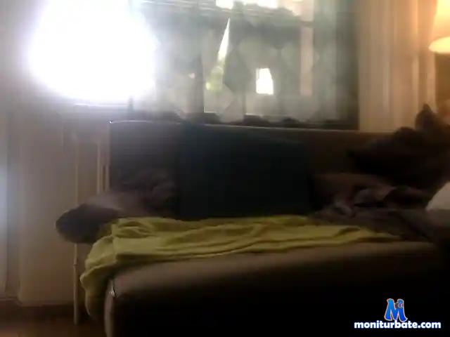 hiddenEden bongacams performer male