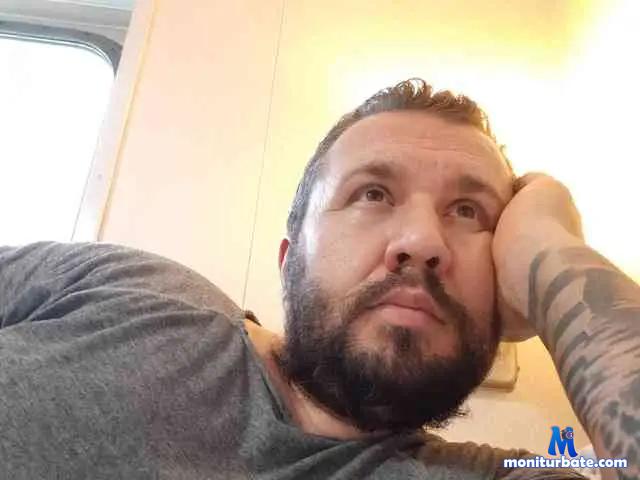 Masallah85 bongacams performer male