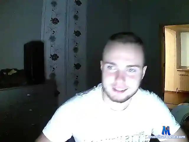 Selorend121 bongacams performer male