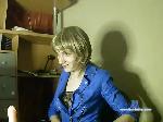 SweetLeya bongacams livecam show performer room profile