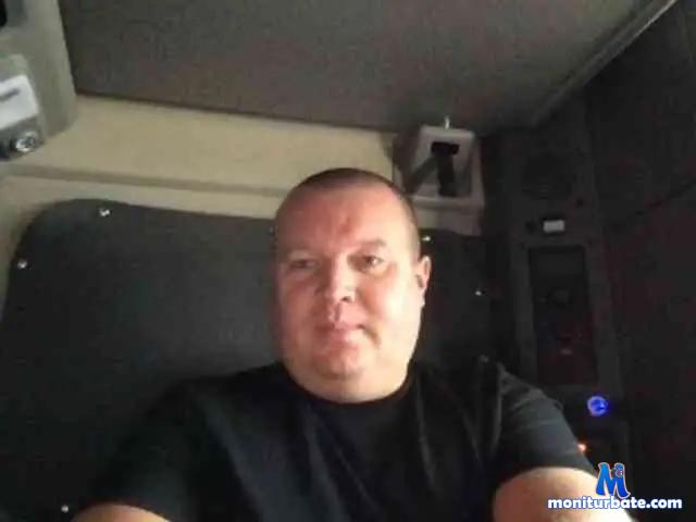 Mike-VK bongacams performer male