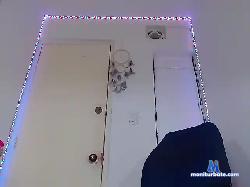 hugecums bongacams live cam performer profile