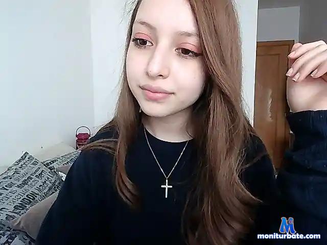 Emma0911 bongacams performer female