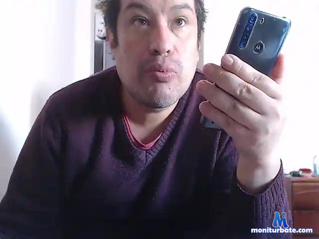 forfatgirls bongacams performer male